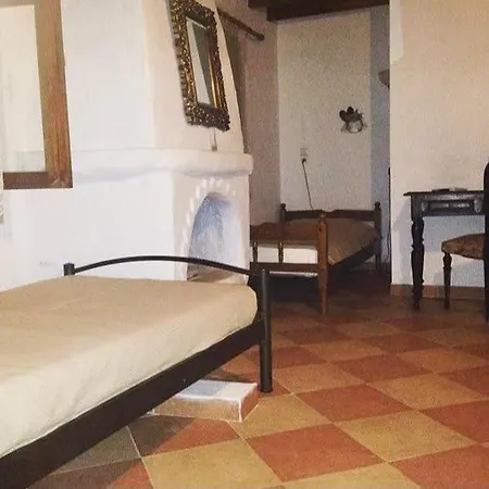 Skyros Seafront Experience-A Step Away To The Sea Σκύρος